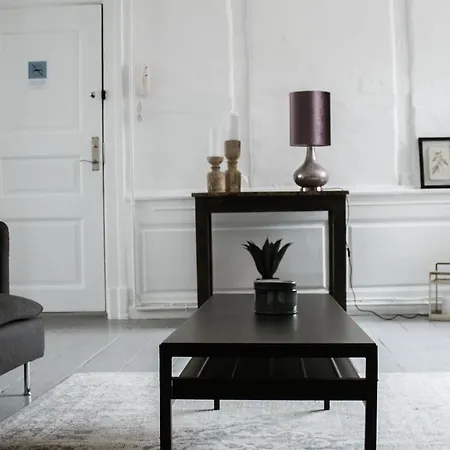 3 Bedroom In Latin Quarter *
