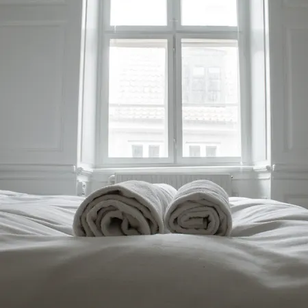 3 Bedroom In Latin Quarter *